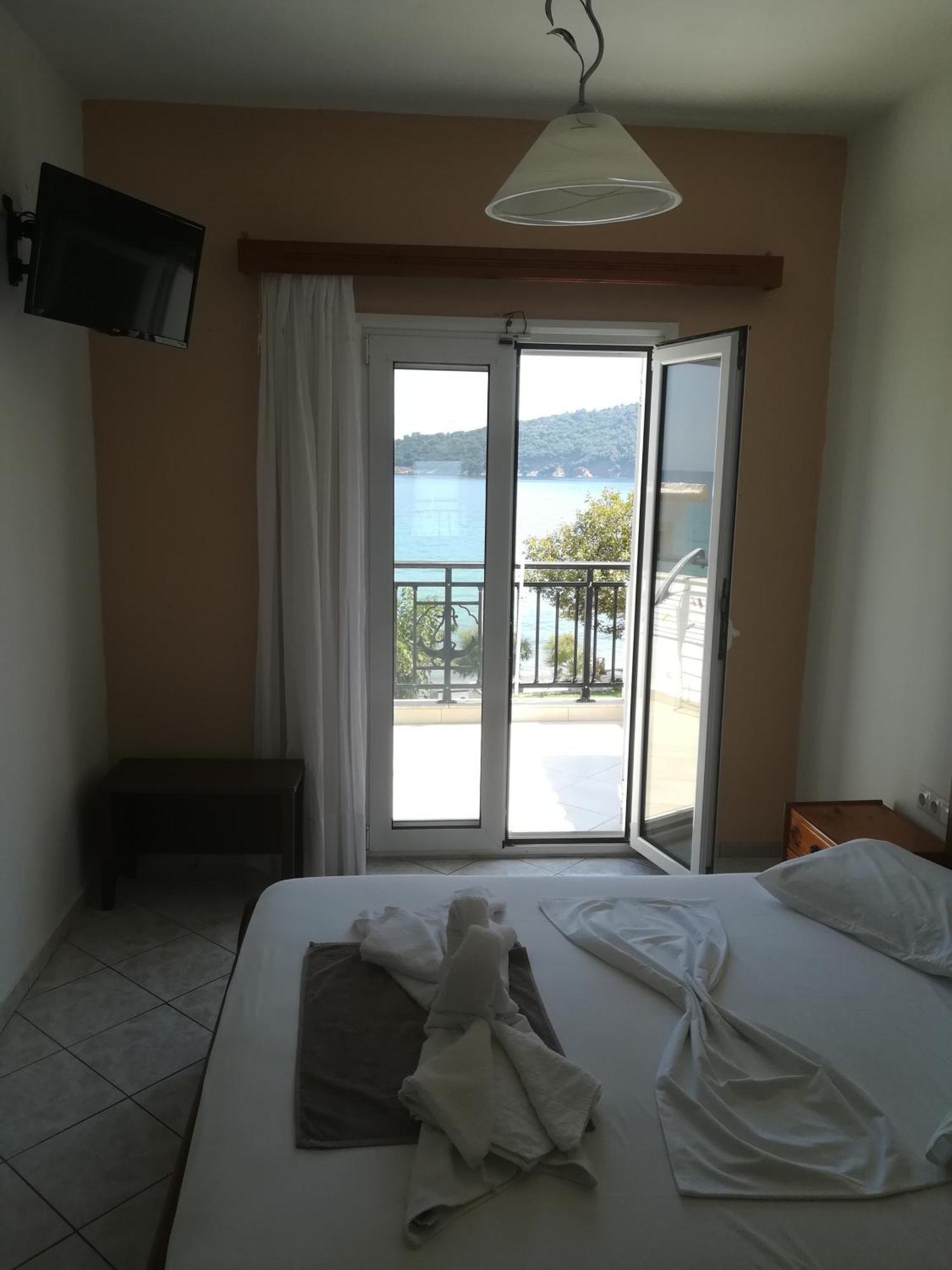 Appartamento Dolphins House Kinira Esterno foto