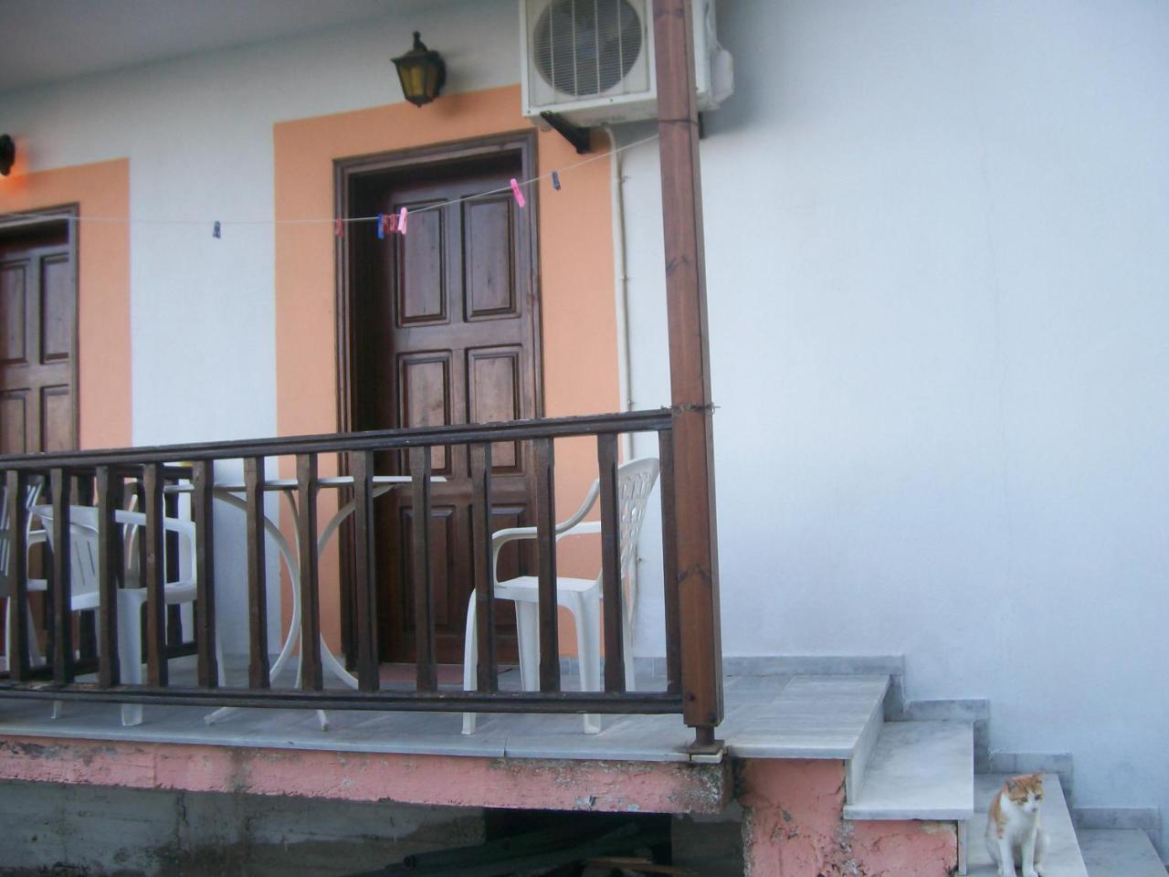 Appartamento Dolphins House Kinira Esterno foto
