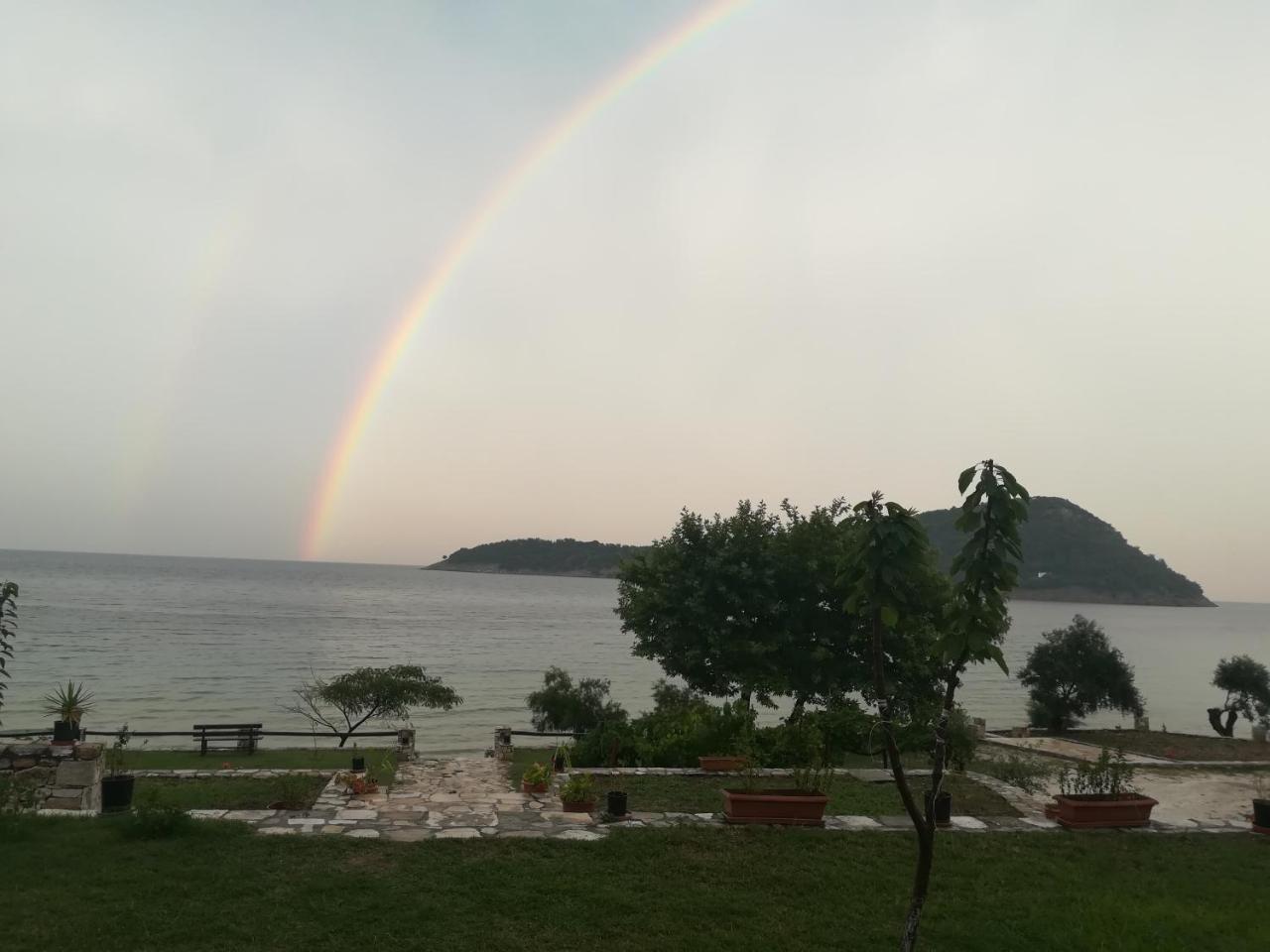 Appartamento Dolphins House Kinira Esterno foto